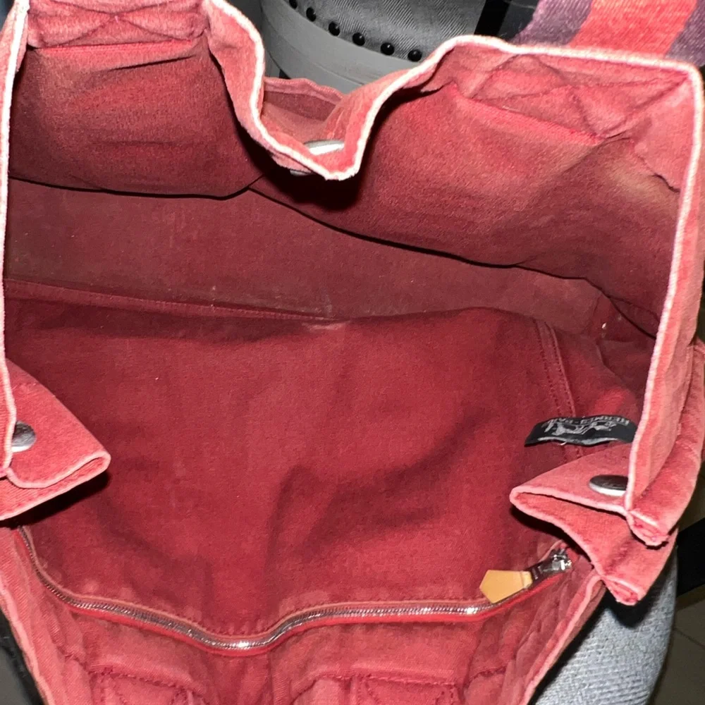 Hermes Vintage Fourre Tote Red Canvas Tote Bag with Horse Charm - Picture 4 of 9